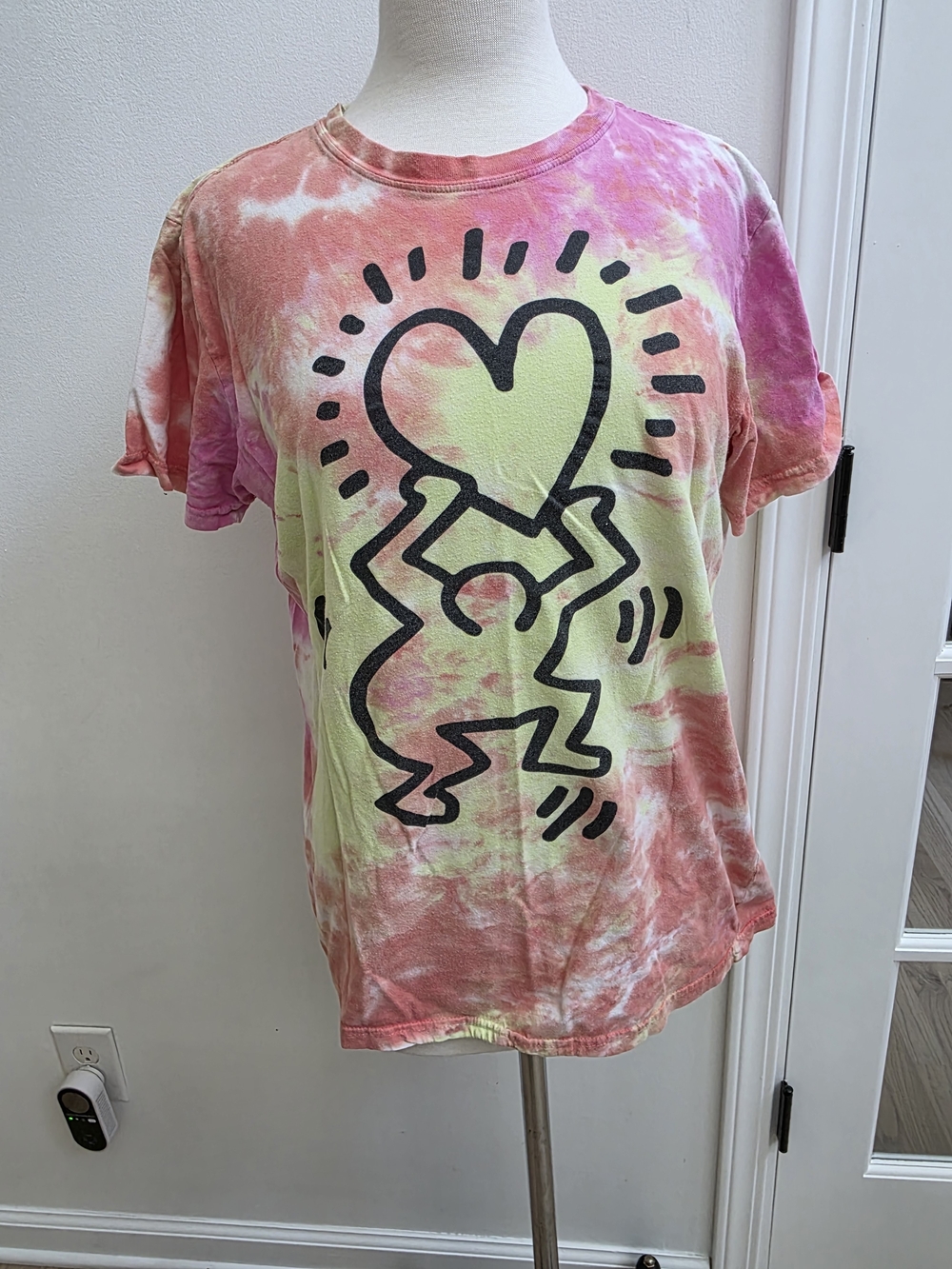 Keith Haring Tie-Dye Heart Graphic Tee - Pink & Yellow